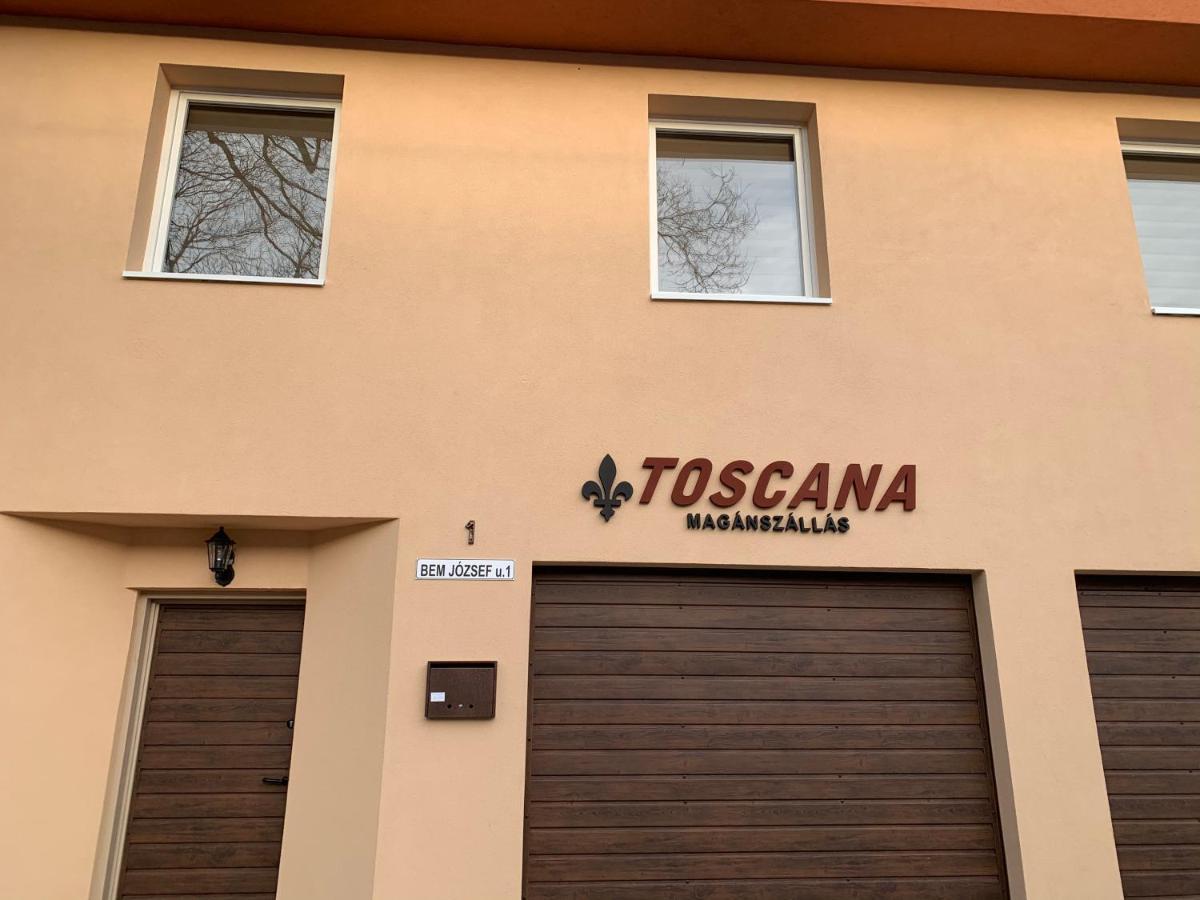 Toscana 4 Debrecen Exterior foto